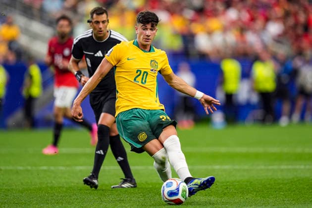 Cristian Volpato of Australia passes the ball during the match between Australia and Egypt for the 2026 World Cup, held at Dallas Stadium in Dallas, United States. Richard Callis Fotoarena (Richard Callis SPP)  Copyright: xRichardxCallisx xSPPx spp-en-RiCa-2978109