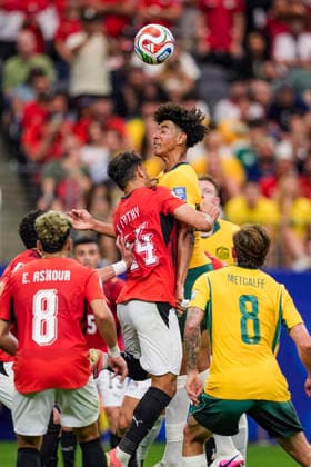 Lucas Herrington of Australia heads the ball during the match between Australia and Egypt for the 2026 World Cup, held at Dallas Stadium in Dallas, United States. Richard Callis Fotoarena (Richard Callis SPP)  Copyright: xRichardxCallisx xSPPx spp-en-RiCa-2978156