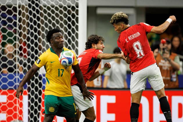 Nestory Irankunda, Mohamed Hany and Emam Ashour seen during FIFA World Cup, WM, Weltmeisterschaft, Fussball 2026 game between national teams of Australia and Egypt (Grzegorz Wajda Ball Raw Images) Arlington Dallas Stadium USA Copyright: xGrzegorzxWajdax grzegorzwajda_australia_egypt_2526_3-7