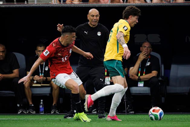 Egypt Head Coach Hossam Hassan seen during FIFA World Cup, WM, Weltmeisterschaft, Fussball 2026 game between national teams of Australia and Egypt (Grzegorz Wajda Ball Raw Images) Arlington Dallas Stadium USA Copyright: xGrzegorzxWajdax grzegorzwajda_australia_egypt_2526_3-25