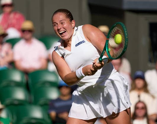 2026 Wimbledon, July 03, Day 5 LONDON, - JULY 3: Jelena Ostapenko of Latvia plays a shot against Aryna Sabalenka during their third round match at 2026 Wimbledon, July 03, Day 5 at The all England club, Wimbledon on July 3, 2026 in London, GBR. London The all England club, Wimbledon GBR Copyright: xPeterxvanxdenxBerg ISIxPhotosx 9445