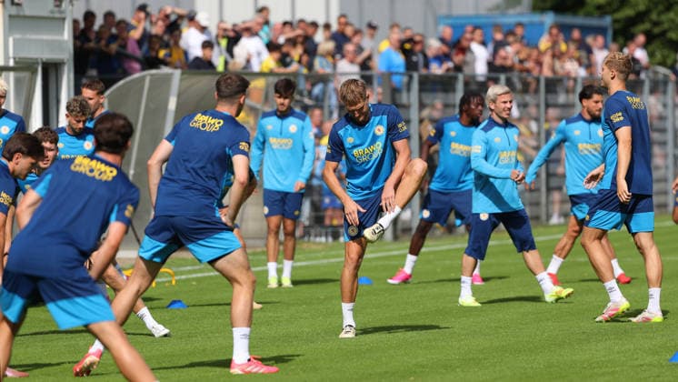 Braunschweig, Trainingsauftakt Braunschweig, 03.07.2026, Fußball, Herren, 2. BL, Saison 2026 2027, Eintracht Braunschweig, Trainingsauftakt, Stadion an der Hamburger Straße Niedersachsen Deutschland *** Braunschweig, Start of Training, Braunschweig, July 3, 2026, Soccer, Men s, 2nd Division, 2026–2027 Season, Eintracht Braunschweig, Start of Training, Stadium on Hamburger Straße, Lower Saxony, Germany