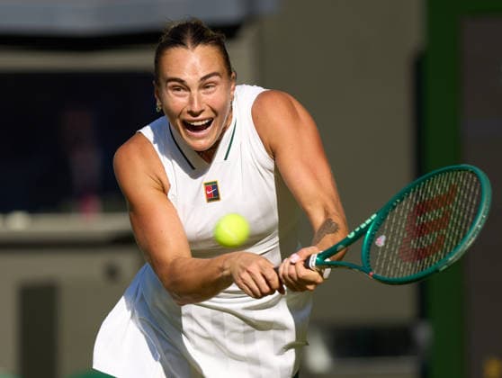 2026 Wimbledon, July 03, Day 5 LONDON, - JULY 3: Aryna Sabalenka plays a shot against Jelena Ostapenko of Latvia during their third round match at 2026 Wimbledon, July 03, Day 5 at The all England club, Wimbledon on July 3, 2026 in London, GBR. London The all England club, Wimbledon GBR Copyright: xPeterxvanxdenxBerg ISIxPhotosx 9445
