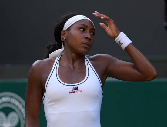 2026 Wimbledon, July 03, Day 5 LONDON, - JULY 3: Coco Gauff of the United States reacts against Claire Liu of the United States during their third round match at 2026 Wimbledon, July 03, Day 5 at The all England club, Wimbledon on July 3, 2026 in London, GBR. London The all England club, Wimbledon GBR Copyright: xPeterxvanxdenxBerg ISIxPhotosx 9445