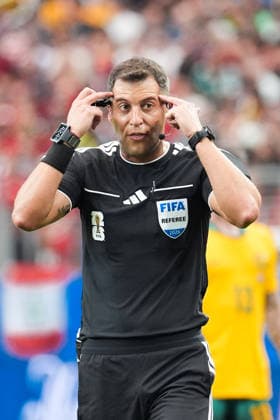 The Referee Gustavo Adrian Tejera Capo gestures during a FIFA Men’s World Cup 2026 round of 32 football match between Australia and Egypt at Dallas Stadium, in Arlington on July 03 2026 (Photo by LVDIDI SPP)  Copyright: xLVDIDI SPPx Sportspressphoto_SPR184051