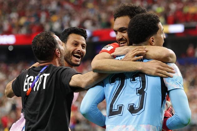 FIFA World Cup, WM, Weltmeisterschaft, Fussball 2026 - Round of 32 - Australia vs Egypt Goalkeeper Mostafa Shoubir (R) of Egypt celebrates with teammate Mostafa Ziko after winning the FIFA World Cup 2026 Round of 32 match Australia against Egypt, in Dallas, USA, 03 July 2026. DALLAS United States  Copyright: xCHRISTOPHERxNEUNDORFx
