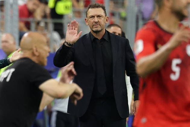 FIFA World Cup, WM, Weltmeisterschaft, Fussball 2026 - Round of 32 - Australia vs Egypt Australia s head coach Tony Popovic reacts during the FIFA World Cup 2026 Round of 32 match Australia against Egypt, in Dallas, USA, 03 July 2026. DALLAS United States  Copyright: xCHRISTOPHERxNEUNDORFx