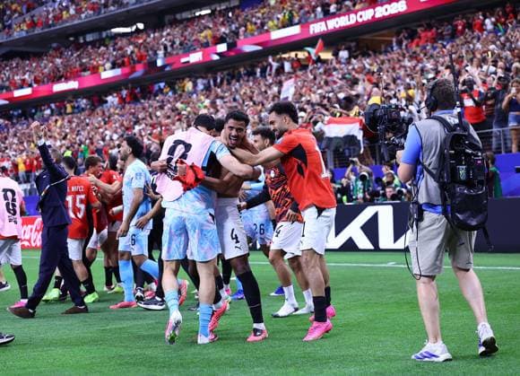 Hossam Abdelmaguid of Egypt celebrates after scoring winning penalty Australia v Egypt, 2026 FIFA World Cup, WM, Weltmeisterschaft, Fussball Round of 32, Football, Dallas Stadium, Arlington, Texas, USA - 03 Jul 2026Arlington Dallas Stadium Texas (TX) United States of America  Copyright: xMichaelxZemanek Shutterstockx 16975786ba