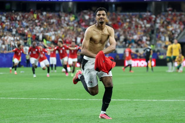 ARLINGTON, TX - JULY 03: Hossam Abdelmaguid 4 of Egypt celebrates after scoring in penalty kicks to win the FIFA World Cup, WM, Weltmeisterschaft, Fussball 2026 Round of 32 match between Australia and Egypt on July 3, 2026, at Dallas Stadium in Dallas, Texas. (Photo by David Buono Icon Sportswire) SOCCER: JUL 03 FIFA World Cup 26 Round of 32 - Australia vs Egypt EDITORIAL USE ONLY Icon260703035