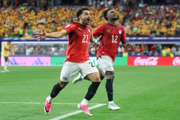 ARLINGTON, TX - JULY 03: Mahmoud Saber 21 of Egypt and Haissem Hassan 12 of Egypt race to the corner to congratulate their teammate after securing a win in penalty kicks during the FIFA World Cup, WM, Weltmeisterschaft, Fussball 2026 Round of 32 match between Australia and Egypt on July 3, 2026, at Dallas Stadium in Dallas, Texas. (Photo by David Buono Icon Sportswire) SOCCER: JUL 03 FIFA World Cup 26 Round of 32 - Australia vs Egypt EDITORIAL USE ONLY Icon260703038