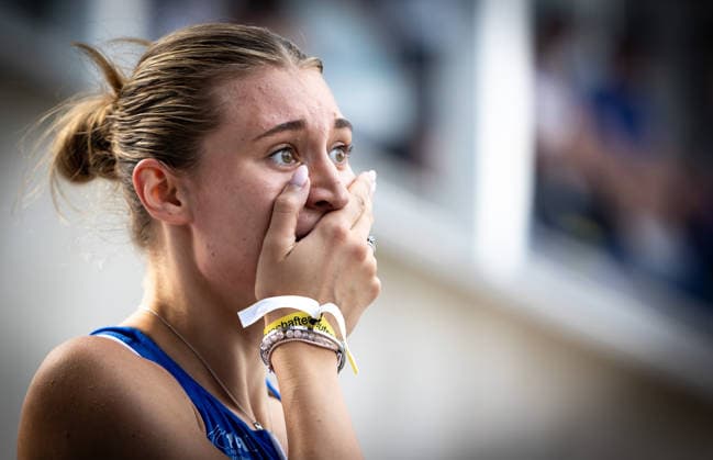 Deutsche Meisterschaften U23 U18; Bochum-Wattenscheid, 03.07.2026 Kann es selbst kaum glauben: Johanna Martin (1. LAV Rostock) nach ihrem 400m-Vorlauf in 50,57 Sekunden; Deutsche Meisterschaften U23 U18 am 03.07.2026 im Lohrheidestadion in Bochum-Wattenscheid (Nordrhein-Westfalen). *** German U23 and U18 Championships, Bochum-Wattenscheid, July 3, 2026. Johanna Martin (1, LAV Rostock) can hardly believe it herself after her 400-meter preliminary heat in 50.57 seconds at the German U23 and U18 Championships on July 3, 2026, at the Lohrheidestadion in Bochum-Wattenscheid, North Rhine-Westphalia Copyright: xBEAUTIFULxSPORTS R.xSchmittx
