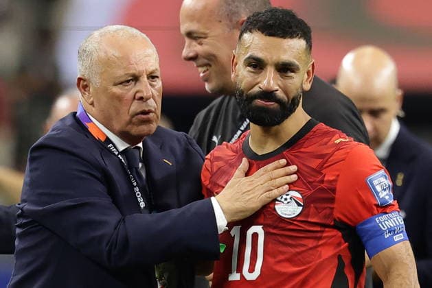 FIFA World Cup, WM, Weltmeisterschaft, Fussball 2026 - Round of 32 - Australia vs Egypt Mohamed Salah (R) of Egypt and president of Egyptian Football Association Hany Abo Rida celebrate after winning the FIFA World Cup 2026 Round of 32 match Australia against Egypt, in Dallas, USA, 03 July 2026. DALLAS United States  Copyright: xCHRISTOPHERxNEUNDORFx
