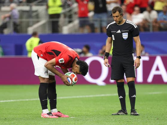 Sport Themen der Woche KW27 (260704) -- DALLAS, July 4, 2026 -- Hossam Abdelmaguid (L) of Egypt reacts before a penalty kick during the round of 32 match between Australia and Egypt at the 2026 FIFA World Cup, WM, Weltmeisterschaft, Fussball at Dallas Stadium in Dallas, the United States, July 3, 2026. ) (SP)U.S.-DALLAS-FOOTBALL-FIFA WORLD CUP-ROUND OF 32-AUS VS EGY LixYing 