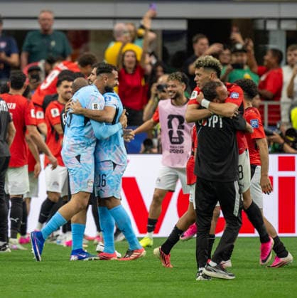 July 3, 2026, Arlington, Texas, USA: Egypt players celebrating the penalty kick win World Cup 2026: RD 32: Australia 1:1 Egypt  - ZUMAm147 20260703_zap_m147_001 Copyright: xHossxMcBainx