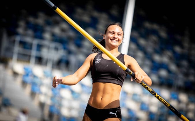 Deutsche Meisterschaften U23 U18; Bochum-Wattenscheid, 03.07.2026 Freut sich über eine persönliche Bestleistung von 4,05 Meter und den Deutschen Meistertitel im Stabhochsprung der Weiblichen Jugend U18: Eva Marie Weisbrodt (MTG Mannheim); Deutsche Meisterschaften U23 U18 am 03.07.2026 im Lohrheidestadion in Bochum-Wattenscheid (Nordrhein-Westfalen). *** German U23 and U18 Championships, Bochum-Wattenscheid, July 3, 2026. She is thrilled with her personal best of 4.05 meters and the German championship title in the U18 girls’ pole vault: Eva Marie Weisbrodt, MTG Mannheim. German U23 and U18 Championships on July 3, 2026, at Lohrheidestadion in Bochum-Wattenscheid, North Rhine-Westphalia Copyright: xBEAUTIFULxSPORTS R.xSchmittx