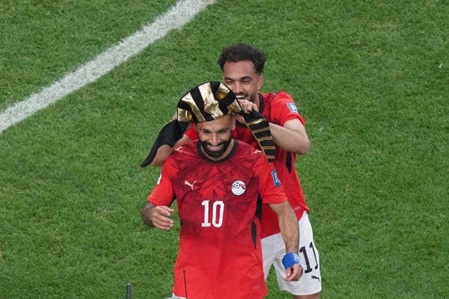 Mohamed Salah (L) of Egypt celebrates at the end of the 2026 FIFA World Cup, WM, Weltmeisterschaft, Fussball Round match between Australia and Egypt at AT&T Stadium in Arlington, USA 03 July 2026. World Cup FIFA 2026: Australia - Egypt !ACHTUNG: NUR REDAKTIONELLE NUTZUNG!  Copyright: xKennethxFernandezx AMDEP7991 20260703-55020793559_1