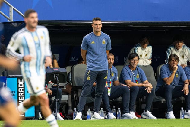 260704 Head coach Lionel Sebastian Scaloni of Argentina during the FIFA World Cup, WM, Weltmeisterschaft, Fussball 2026 round of 32 football match between Argentina and Cabo Verde on July 4, 2026 in Miami. Photo: Jon Olav Nesvold BILDBYRAN COP 217 JE0139 fotboll football soccer fotball vm fotbolls-vm fotball-vm fotbolls-vm 2026 fifa world cup 2026 sextondelsfinal round of 32 23 bbeng *** July 4, 2026: Argentina head coach Lionel Sebastian Scaloni during the FIFA World Cup 2026 Round of 32 soccer match between Argentina and Cape Verde on July 4, 2026 in Miami. Photo by Jon Olav Nesvold, BILDBYRAN COP 217 JE0139 soccer football fotball World Cup soccer World Cup 2026 FIFA World Cup 2026 round of 32 23 bbeng  Copyright: JONxOLAVxNESVOLD BB260704JE021