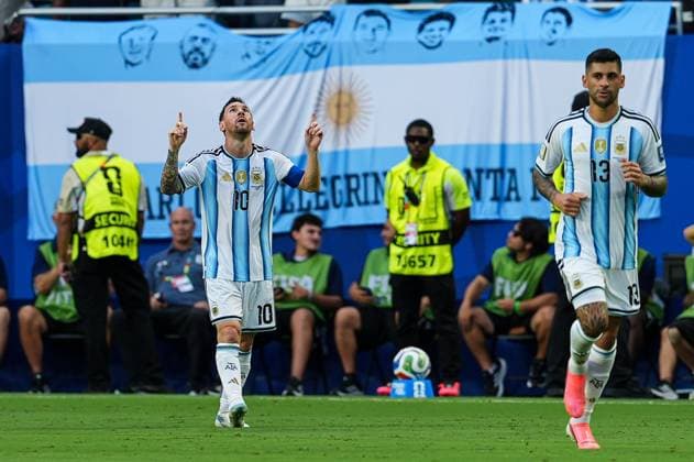 Lionel Messi of Argentina celebrates his goal Argentina v Cape Verde, 2026 FIFA World Cup, WM, Weltmeisterschaft, Fussball Round of 32, Football, Miami Stadium, Miami, Florida, USA - 03 Jul 2026Miami Miami Stadium Florida (FL) United States of America  Copyright: xIsmaelxAdnan Shutterstockx 16975459at