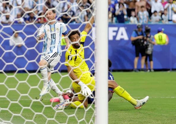 Vozinha. Argentina vs Cabo Verde. 16 avos de Final Copa del Mundo 2026 *** Argentina vs. Cape Verde, Round of 16, 2026 World Cup Copyright: xxdanielxferrarix