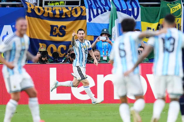 July 3, 2026, Miami Gardens, Florida, United States: Lionel Messi of Argentina celebrates after scoring his team s first goal during the FIFA World Cup, WM, Weltmeisterschaft, Fussball 2026 Round Of 32 match between Argentina and Cabo Verde at Miami Stadium on July 3, 2026 in Miami Gardens, United States. Argentina V Cabo Verde: Round Of 32 - FIFA World Cup 2026  - ZUMAa181 20260703_zaa_a181_025 Copyright: xJosexBretonx