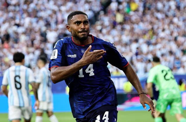 FIFA World Cup, WM, Weltmeisterschaft, Fussball 2026 - Round of 32 - Argentina vs Cape Verde Deroy Duarte of Cape Verde celebrates after scoring the 1-1 during the FIFA World Cup 2026 Round of 32 match Argentina against Cape Verde, in Miami, USA, 03 July 2026. MIAMI United States  Copyright: xRONALDxWITTEKx