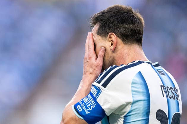 260704 Lionel Messi of Argentina looks dejected after 1-1 during the FIFA World Cup, WM, Weltmeisterschaft, Fussball 2026 round of 32 football match between Argentina and Cabo Verde on July 4, 2026 in Miami. Photo: Jon Olav Nesvold BILDBYRAN COP 217 JE0139 fotboll football soccer fotball vm fotbolls-vm fotball-vm fotbolls-vm 2026 fifa world cup 2026 sextondelsfinal round of 32 23 bbeng depp *** July 4, 2026: Lionel Messi of Argentina looks dejected after the 1–1 draw during the Round of 32 soccer match between Argentina and Cabo Verde at the 2026 FIFA World Cup on July 4, 2026 in Miami. Photo by Jon Olav Nesvold. BILDBYRAN COP 217 JE0139 soccer football fotball World Cup soccer World Cup 2026 FIFA World Cup 2026 Round of 32 23 bbeng depp  Copyright: JONxOLAVxNESVOLD BB260704JE075
