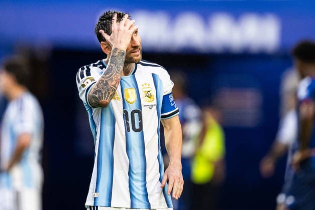260704 Lionel Messi of Argentina looks dejected during the FIFA World Cup, WM, Weltmeisterschaft, Fussball 2026 round of 32 football match between Argentina and Cabo Verde on July 4, 2026 in Miami. Photo: Jon Olav Nesvold BILDBYRAN COP 217 JE0139 fotboll football soccer fotball vm fotbolls-vm fotball-vm fotbolls-vm 2026 fifa world cup 2026 sextondelsfinal round of 32 23 bbeng depp *** July 4, 2026: Lionel Messi of Argentina looks dejected during the FIFA World Cup 2026 Round of 32 soccer match between Argentina and Cape Verde on July 4, 2026 in Miami. Photo by Jon Olav Nesvold, BILDBYRAN COP 217 JE0139 soccer football fotball World Cup soccer World Cup fotball World Cup soccer World Cup 2026 FIFA World Cup 2026 round of 32 23 bbeng depp  Copyright: JONxOLAVxNESVOLD BB260704JE087