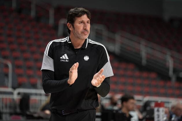 Basketball, Israel, Germany, RÄ«ga, Latvia, 03.07.2026, basketball Head coach of Germany Alex Mumbru reacts during FIBA 2027 World Cup European qualifiers Group A game between Israel and Germany national basketball teams In Riga, Latvia, 03.07.2026. Photo: Roman Koksarov (RKF) RÄ«ga Latvia Copyright: xRomanxKoksarovx basketISR-GER20260703rk281.JPG