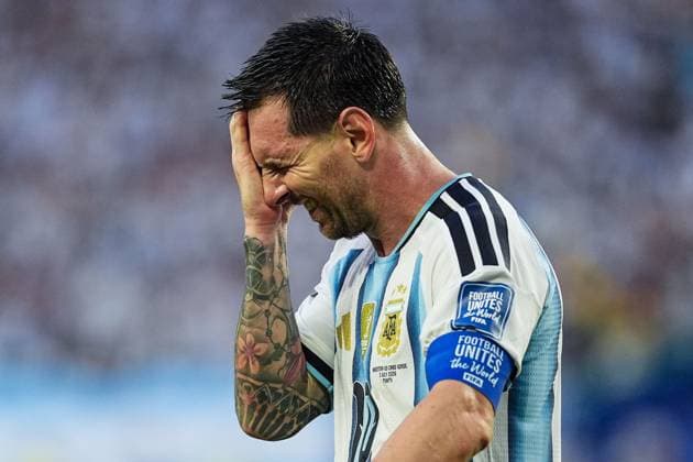 Lionel Messi of Argentina dejected after a missed chance Argentina v Cape Verde, 2026 FIFA World Cup, WM, Weltmeisterschaft, Fussball Round of 32, Football, Miami Stadium, Miami, Florida, USA - 03 Jul 2026Miami Miami Stadium Florida (FL) United States of America  Copyright: xIsmaelxAdnan Shutterstockx 16975459cr