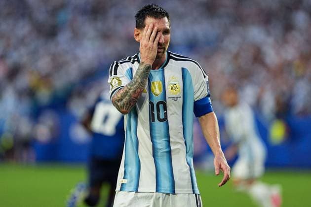 Sport Themen der Woche KW27 Lionel Messi of Argentina dejected after a missed chance Argentina v Cape Verde, 2026 FIFA World Cup, WM, Weltmeisterschaft, Fussball Round of 32, Football, Miami Stadium, Miami, Florida, USA - 03 Jul 2026Miami Miami Stadium Florida (FL) United States of America  Copyright: xIsmaelxAdnan Shutterstockx 16975459cs