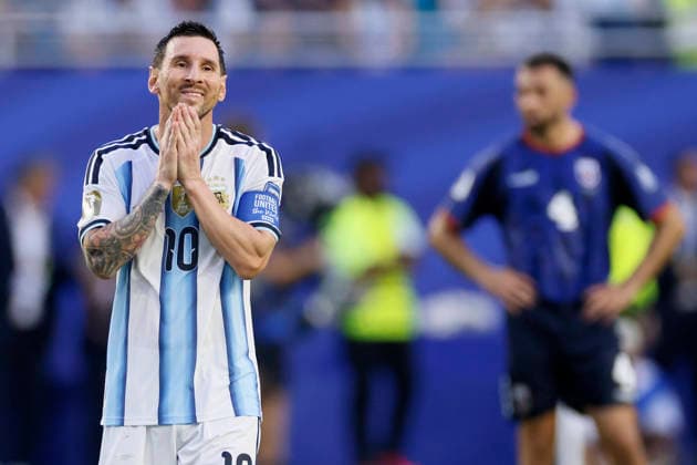 Argentina v Cabo Verde: Round of 32 - FIFA World Cup, WM, Weltmeisterschaft, Fussball 2026 Lionel Messi of Argentina looks worried during the FIFA World Cup 2026 Round Of 32 match between Argentina and Cabo Verde at Miami Stadium on July 3, 2026 in Miami Gardens, United States. Miami Gardens Miami Stadium FL United States Copyright: xAllstarxPicturexLibraryxLtdx