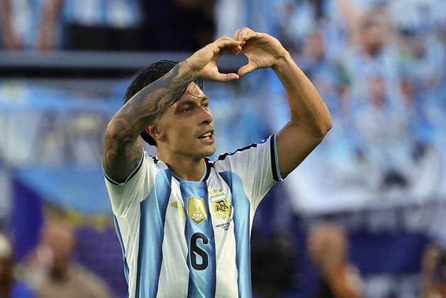 FIFA World Cup, WM, Weltmeisterschaft, Fussball 2026 - Round of 32 - Argentina vs Cape Verde Lisandro Martinez of Argentina celebrates scoring the 2-1 goal the FIFA World Cup 2026 Round of 32 match Argentina against Cape Verde, in Miami, Florida, USA, 03 July 2026. MIAMI United States  Copyright: xCRISTOBALxHERRERA-ULASHKEVICHx