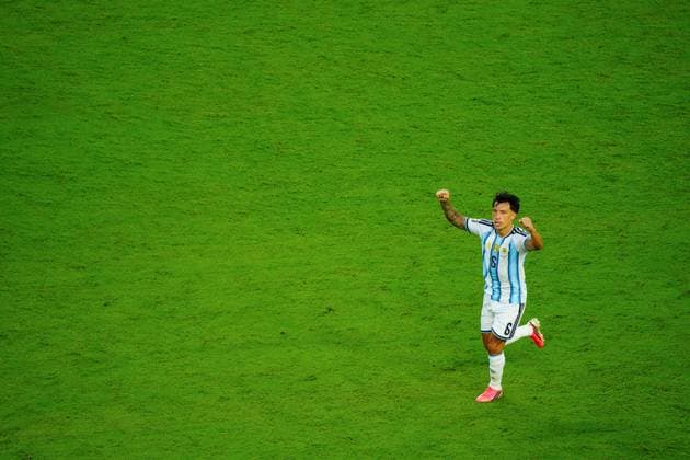 Lisandro Martinez of Argentina celebrates his goal Argentina v Cape Verde, 2026 FIFA World Cup, WM, Weltmeisterschaft, Fussball Round of 32, Football, Miami Stadium, Miami, Florida, USA - 03 Jul 2026Miami Miami Stadium Florida (FL) United States of America  Copyright: xJavierxGarcia Shutterstockx 16975460bx