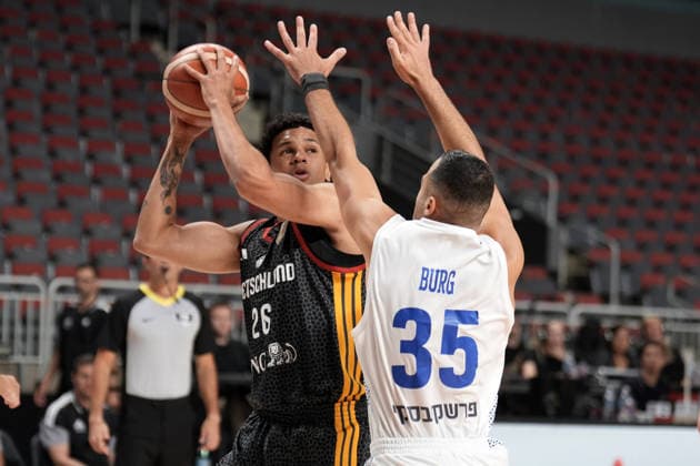 Basketball, Israel, Germany, RÄ«ga, Latvia, 03.07.2026, basketball Michael Rataj of Germany and Ethan Burg of Israel in action during FIBA 2027 World Cup European qualifiers Group A game between Israel and Germany national basketball teams In Riga, Latvia, 03.07.2026. Photo: Roman Koksarov (RKF) Riga Latvia Copyright: xRomanxKoksarovx basketISR-GER20260703rk431.JPG