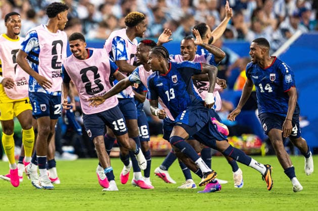 260704 Sidny Lopes Cabral of Cabo Verde celebrates after scoring 2-2 during the FIFA World Cup, WM, Weltmeisterschaft, Fussball 2026 round of 32 football match between Argentina and Cabo Verde on July 4, 2026 in Miami. Photo: Jon Olav Nesvold BILDBYRAN COP 217 JE0139 fotboll football soccer fotball vm fotbolls-vm fotball-vm fotbolls-vm 2026 fifa world cup 2026 sextondelsfinal round of 32 23 bbeng jubel *** July 4, 2026: Sidny Lopes Cabral of Cape Verde celebrates after scoring the second goal during the FIFA World Cup 2026 Round of 32 soccer match between Argentina and Cape Verde on July 4, 2026 in Miami. Photo by Jon Olav Nesvold. BILDBYRAN COP 217 JE0139 soccer football fotball World Cup soccer World Cup 2026 FIFA World Cup 2026 Round of 32 23 bbeng celebration  Copyright: JONxOLAVxNESVOLD BB260704JE104