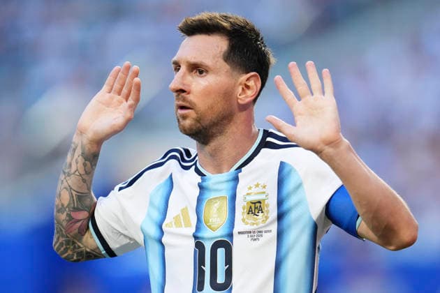 Argentina v Cabo Verde: Round of 32 - FIFA World Cup, WM, Weltmeisterschaft, Fussball 2026 Lionel Messi of Argentina gestures during the FIFA World Cup 2026 Round Of 32 match between Argentina and Cabo Verde at Miami Stadium on July 3, 2026 in Miami Gardens, United States. Miami Gardens FL United States  Copyright: xJosexBretonx originalFilename:bretonhernandez-argentin260703_npSkw.jpg
