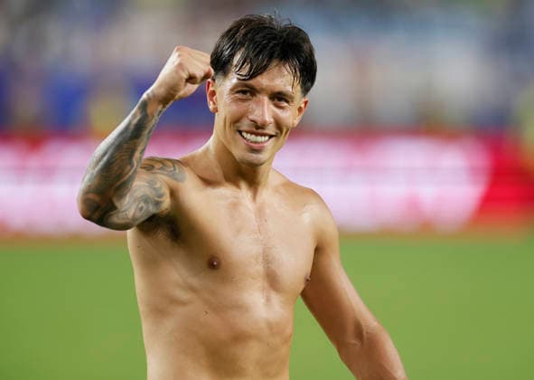 Argentina v Cabo Verde: Round of 32 - FIFA World Cup, WM, Weltmeisterschaft, Fussball 2026 Lisandro Martinez of Argentina celebrates after winning the FIFA World Cup 2026 Round Of 32 match between Argentina and Cabo Verde at Miami Stadium on July 3, 2026 in Miami Gardens, United States. Miami Gardens Miami Stadium FL United States Copyright: xAllstarxPicturexLibraryxLtdx