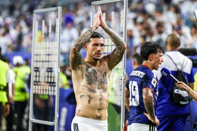 RECORD DATE NOT STATED FIFA World Cup, WM, Weltmeisterschaft, Fussball 2026 - Round of 32 - Argentina v Cape Verde Leandro Paredes celebrates after Argentina s 3 2 victory over Cape Verde after the FIFA World Cup 2026 Round of 32 match at Miami Stadium, in Florida, United States, on Friday, July 03, 2026.(Foto: Vanessa Carvalho Brazil Photo Press IMAGO) Sports Copyright: xVanessaxCarvalhox