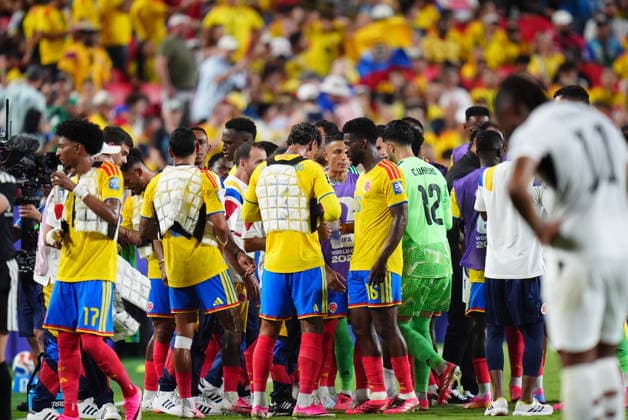 Colombia v Ghana - FIFA World Cup, WM, Weltmeisterschaft, Fussball 2026 - Round of 32 KANSAS CITY, UNITED STATES - JULY 3: Players of Colombia are seen at the hydration break during the 2026 FIFA World Cup Round of 32 match between Colombia and Ghana at Arrowhead Stadium (Kansas City Stadium) in Kansas City, Missouri, United States on July 3, 2026. Hakan Akgun Anadolu Missouri United States. Editorial use only. Please get in touch for any other usage.  Copyright: x2026xAnadoluxHakanxAkgunx