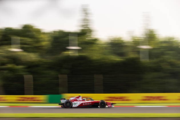 2026 FORMULA E SHANGHAI ePRIX 01 ROWLAND Oliver (gbr), Nissan Formula E Team, Nissan e-4ORCE 05, action during the Shanghai ePrix, 12th and 13th round of the 2025-26 ABB FIA Formula E World Championship, WM, Weltmeisterschaft on the Shanghai International Circuit from July 3 to 5, 2026 in Shanghai, China - ShanghaiChina  Copyright: xDamienxDoumerguex