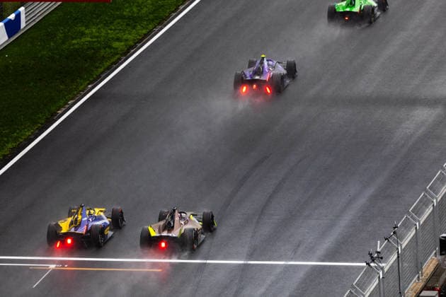 2026 FORMULA E SHANGHAI ePRIX 33 TICKTUM Dan (gbr), Cupra Kiro, Porsche 99X Electric WCG3, action 22 MALONEY Zane (bar), Lola Yamaha ABT Formula E Team, Lola T002, action during the Shanghai ePrix, 12th and 13th round of the 2025-26 ABB FIA Formula E World Championship, WM, Weltmeisterschaft on the Shanghai International Circuit from July 3 to 5, 2026 in Shanghai, China - ShanghaiChina  Copyright: xDamienxDoumerguex