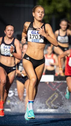 Deutsche Meisterschaften U23 U18; Bochum-Wattenscheid, 03.07.2026 Franziska Gräter (TSG Schwäbisch Hall) auf dem Weg zum Deutschen Meistertitel über 2000m Hindernis der Weiblichen Jugend U18; Deutsche Meisterschaften U23 U18 am 03.07.2026 im Lohrheidestadion in Bochum-Wattenscheid (Nordrhein-Westfalen). *** German U23 and U18 Championships, Bochum Wattenscheid, July 3, 2026: Franziska Gräter of TSG Schwäbisch Hall on her way to the German championship title in the women’s U18 2000m steeplechase at the German U23 and U18 Championships on July 3, 2026, at the Lohrheidestadionin Bochum-Wattenscheid, North Rhine-Westphalia Copyright: xBEAUTIFULxSPORTS R.xSchmittx