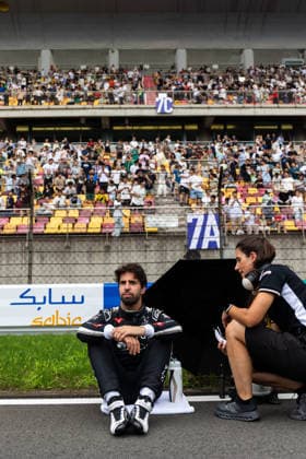 2026 FORMULA E SHANGHAI ePRIX DA COSTA Antonio Felix (prt), Jaguar TCS Racing, Jaguar I-Type 7, portrait during the Shanghai ePrix, 12th and 13th round of the 2025-26 ABB FIA Formula E World Championship, WM, Weltmeisterschaft on the Shanghai International Circuit from July 3 to 5, 2026 in Shanghai, China - ShanghaiChina  Copyright: xDamienxDoumerguex