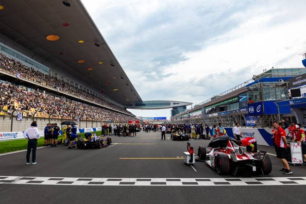 2026 FORMULA E SHANGHAI ePRIX grille de depart, starting grid, illustration, during the Shanghai ePrix, 12th and 13th round of the 2025-26 ABB FIA Formula E World Championship, WM, Weltmeisterschaft on the Shanghai International Circuit from July 3 to 5, 2026 in Shanghai, China - ShanghaiChina  Copyright: xDamienxDoumerguex