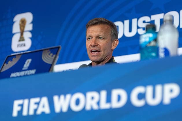 (260704) -- HOUSTON, July 4, 2026 -- Canada s head coach Jesse Marsch attends a press conference, PK, Pressekonferenz ahead of the round of 16 match between Canada and Morocco at the FIFA World Cup, WM, Weltmeisterschaft, Fussball 2026 in Houston, the United States, July 3, 2026. ) (SP)U.S.-HOUSTON-FOOTBALL-FIFA WORLD CUP-PRESS CONFERENCE-CANADA XiaoxYijiu 