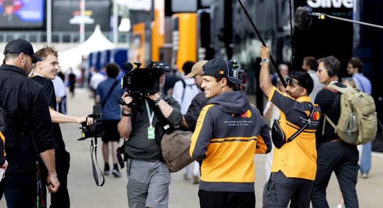 SILVERSTONE - Lando Norris (McLaren) ahead of the sprint session of the Formula 1 British Grand Prix at the Silverstone race circuit. SANDER KONING ANP xVIxANPxSportx xxANPxIVx 562763436 originalFilename: 562763436.jpg