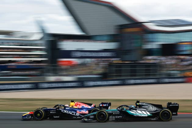 F1 - BRITISH GRAND PRIX 2026 03 VERSTAPPEN Max (nld), Red Bull Racing Ford RB22, action and 63 RUSSELL George (gbr), Mercedes AMG F1 Team W17, action during the Formula 1 British Grand Prix 2026, 9th round of the 2026 Formula One World Championship, WM, Weltmeisterschaft from July 3 to 5, 2026 on the Silverstone Circuit, in Silverstone, United Kingdom - SilverstoneUnited Kingdom  Copyright: xDPPIx