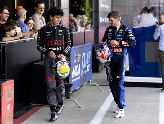 SILVERSTONE - Gabriel Bortoleto (Audi) and Max Verstappen (Red Bull Racing) after the sprint session of the Formula 1 British Grand Prix at the Silverstone race circuit. SANDER KONING ANP xVIxANPxSportx xxANPxIVx 562769104 originalFilename: 562769104.jpg