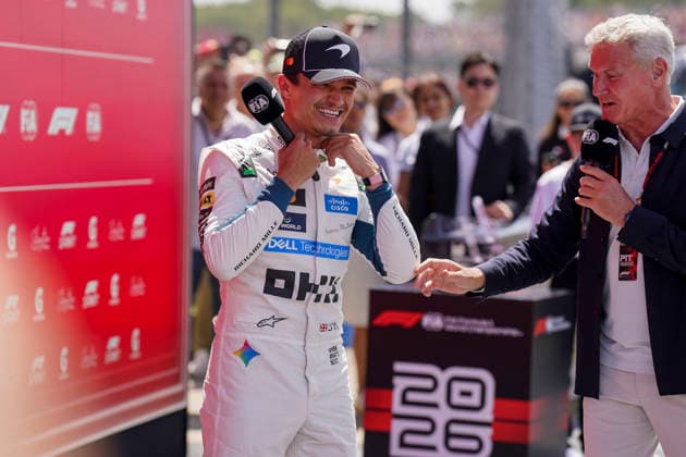 FORMULA ONE BRITISH GRAND PRIX 2026 Lando Norris 1 (GBR) McLaren and David Coulthard (Former F1 Driver) in parc ferme after the Sprint Race during the Formula 1 Pirelli British Grand Prix 2026, 9th round of the 2026 Formula 1 World Championship, WM, Weltmeisterschaft from 3rd - 5th July, 2026 at the Silverstone Circuit, Silverstone, England. Credit: Robbie Hoad Every Second Media Editorial use only. All images are copyright Every Second Media Limited. No images may be reproduced without prior permission. Copyright: xIMAGO EveryxSecondxMediax ESM-2060-0307 RobbiexHoadx xEveryxSecondxMediax