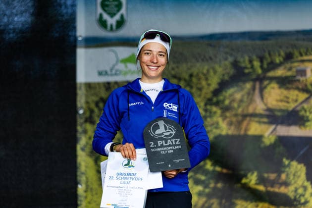 04.07.2026, GER, Volkslauf Crosslauf, Maenner Frauen, Saion 2026, 23. Schneekopflauf 2. Schneekopfwanderung Scheekopflauf - Das ist der Gipfel von 711Hm auf 978Hm Laura Stichling (Rhöner WSV) Unter dem Motto Scheekopflauf - Das ist der Gipfel von 711Hm auf 978Hm konnten die Teilnehmer zwischen der 12,7km 22.2km langen Laufstrecke wählen. Zum zweiten mal stand auch die 11km Wanderstrecke zur Auswahl. 98528 Suhl Schneekopf Neue Gehlberger Hü Thüringen Deutschland *** July 4, 2026, GER, Fun Run Cross-Country Run, Men Women, 2026 Season, 23 Schneekopf Run, 2 Schneekopf Hike, Schneekopf Run: That’s the Summit—from 711 Hm to 978 Hm Laura Stichling, Rhöner WSV Under the motto Schneekopf Run: That’s the Summit—from 711 Hm to 978 Hm, participants could choose between the 12.7 km and 22.2 km running routes. For the second time, the 11 km hiking route was also available. 98528 Suhl, Schneekopf, Neue Gehlberger Hü, Thuringia, Germany